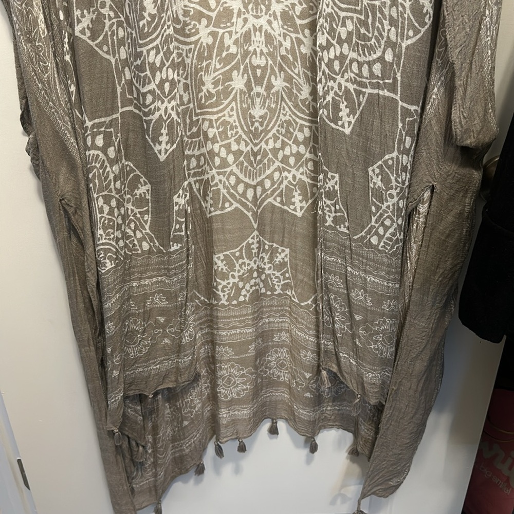 Lulus Sun Daze Grey Print Cover-Up One Size - Picture 8 of 10